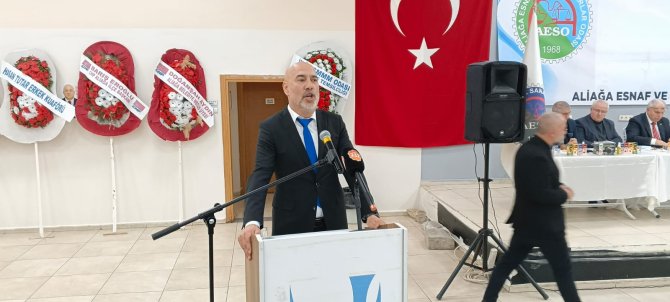 Aliağa Esnaf Odası'nda İsa Özbek Yeni Başkan Seçildi